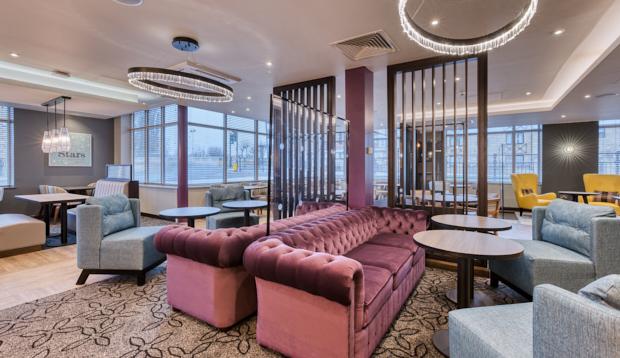 Premier Inn Peterborough City Centre ภายนอก รูปภาพ